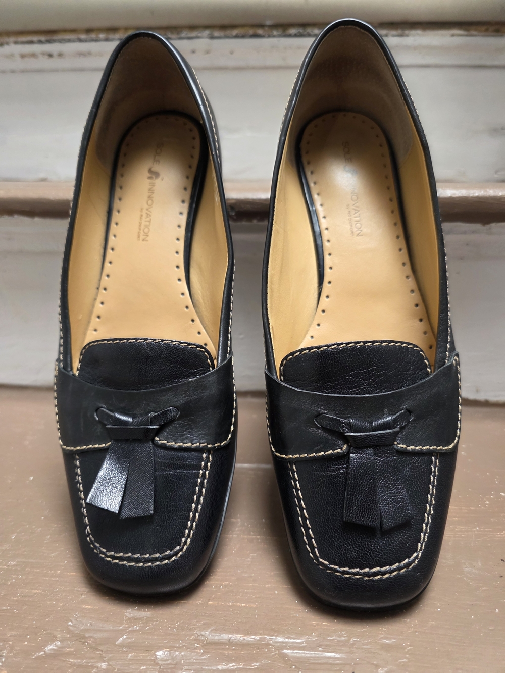 Rockport Sole Innovation Black Leather Tassel Loafers Square Toe Flat Ladies 8